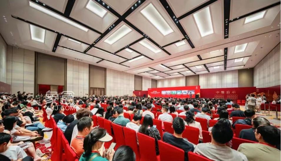 【数观楼市】2025年5月长沙新房五区住宅成交40.11万㎡，成交均价14047元！