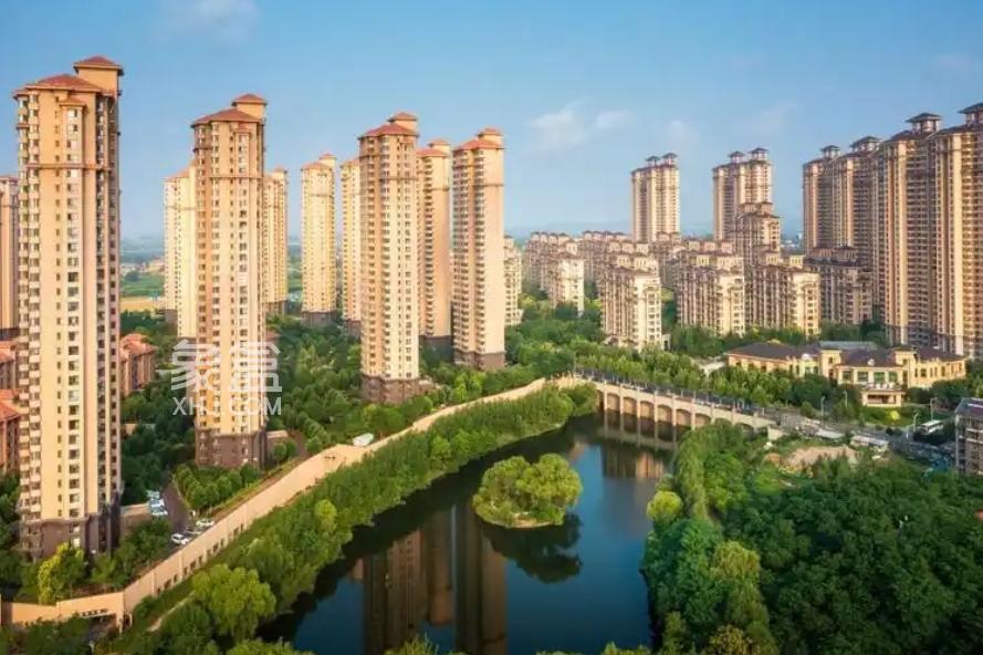 政策组合拳显效，房地产筑底信号渐强
