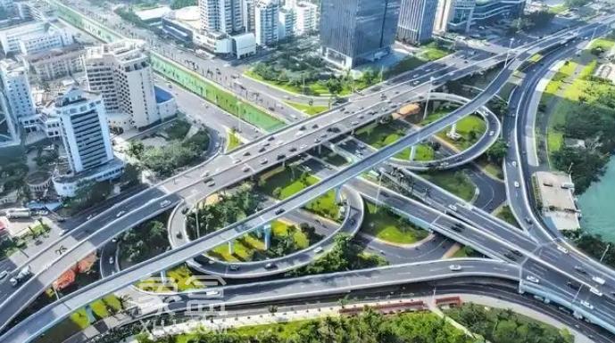 丘海大道：从城市动脉到价值中轴的战略跃迁