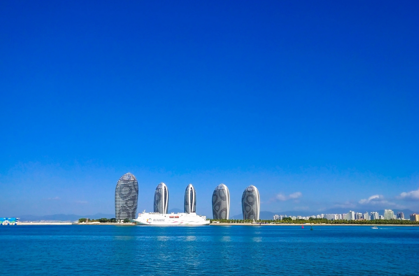 王祺扬调研封关运作项目强调:构建智慧化管理服务体系 实现"放得开""管得住"双目标 王祺扬调研封关运作项目强调:构建智慧化管理服务体系 实现"放得开""管得住"双目标