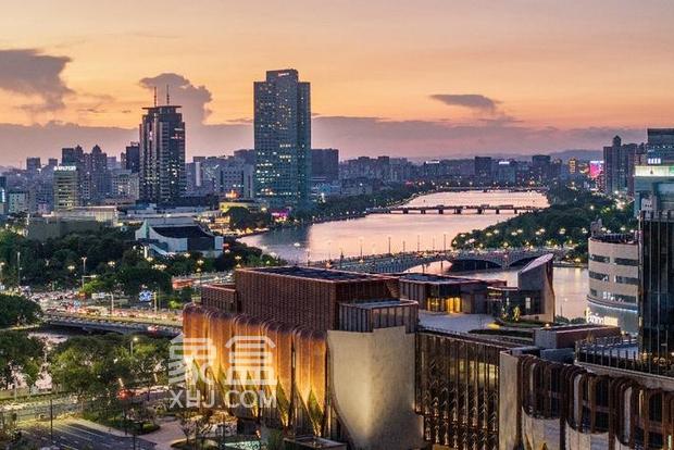 2025年下半年房地产市场：结构性机会与分化挑战并存