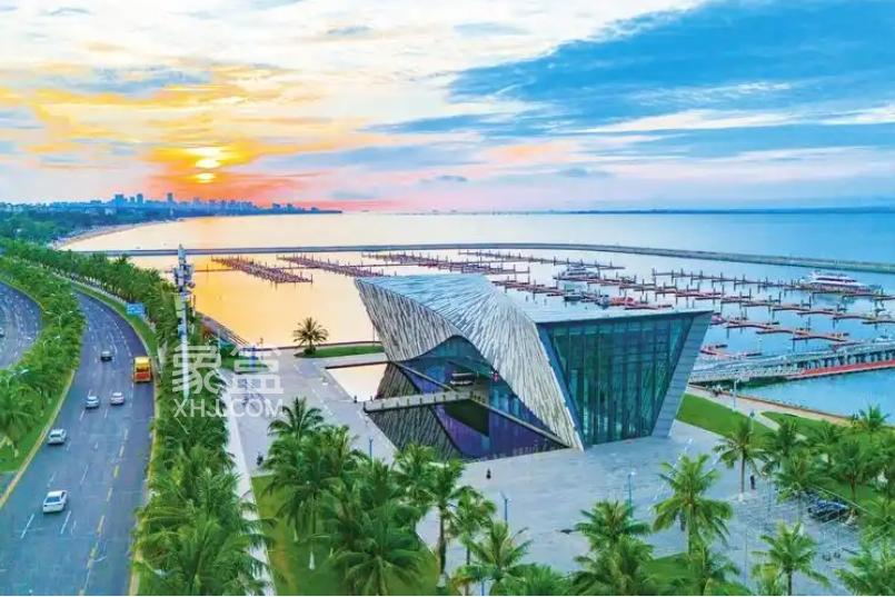 海南省旅游文化体育金融服务中心揭牌成立