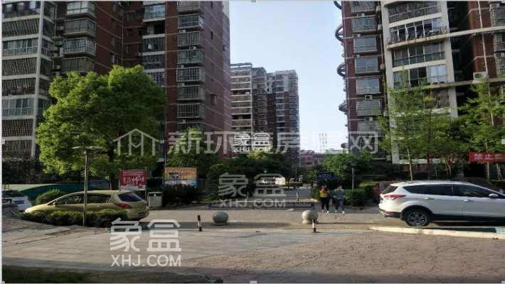 【小区测评】东方豪苑：城南新区核心地段，适合注重生活便利及教育的购房者