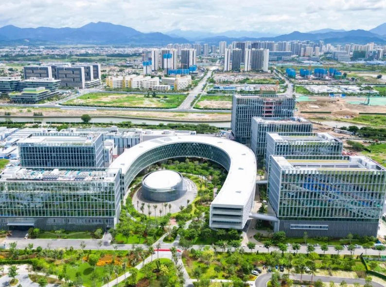 崖州区企业服务中心正式投运 打造全周期惠企服务新标杆