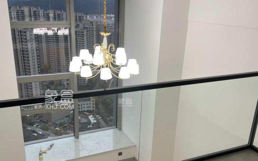 8月8日长沙特价租房：雨花亭时尚loft，双地铁口正商圈性价超高