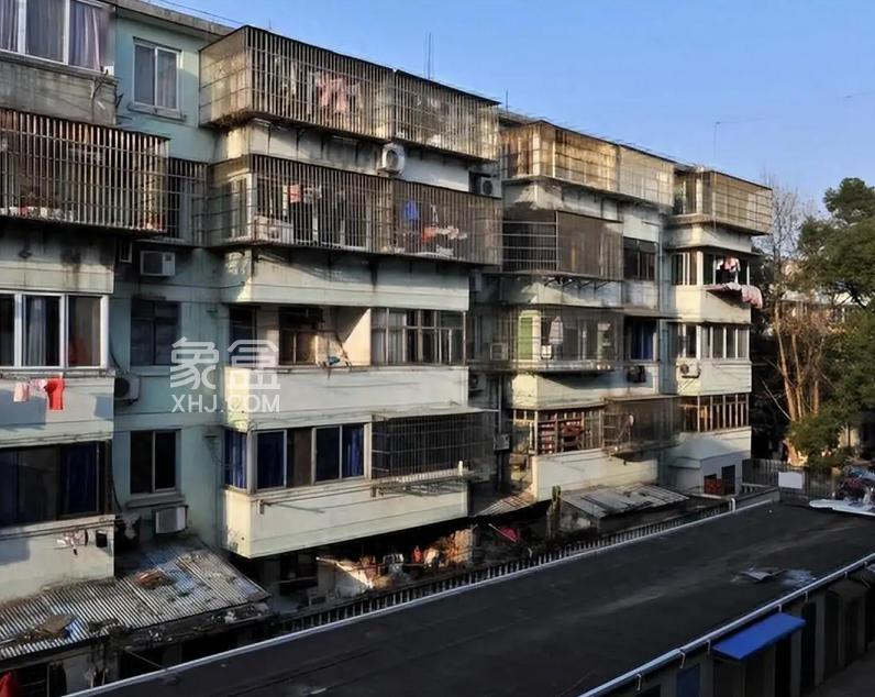 中办国办新政：老旧住房自主更新开启原拆原建新时代