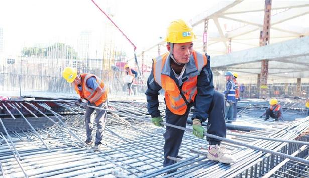 风雨过后见担当——三亚313个建筑工地局部复工复产纪实