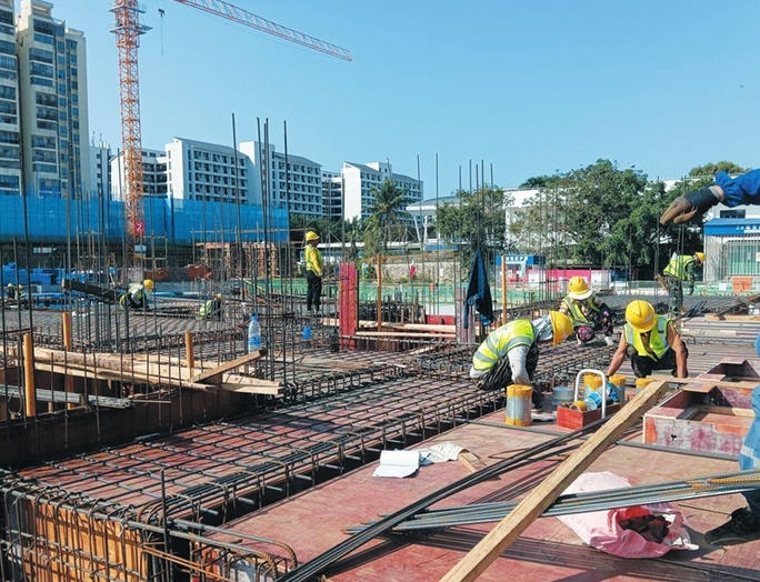 风雨过后见担当——三亚313个建筑工地局部复工复产纪实