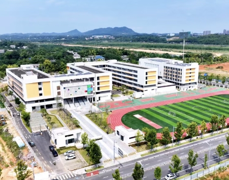 岳麓实验高铁西小学正式启用!提供1890个学位,周边现房在售! 岳麓实验高铁西小学正式启用!提供1890个学位,周边现房在售!