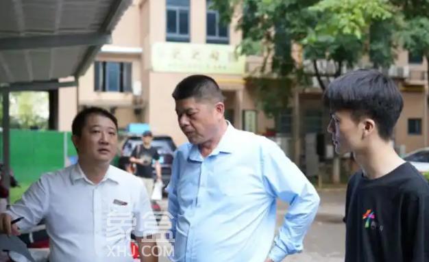为落实“城乡品质提档年”，黄花镇湘域国际创新互查互学促进服务升级