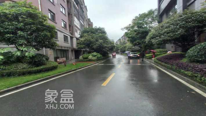 天嘉翰廷小区测评：八中旁的园林社区，刚需改善首选！