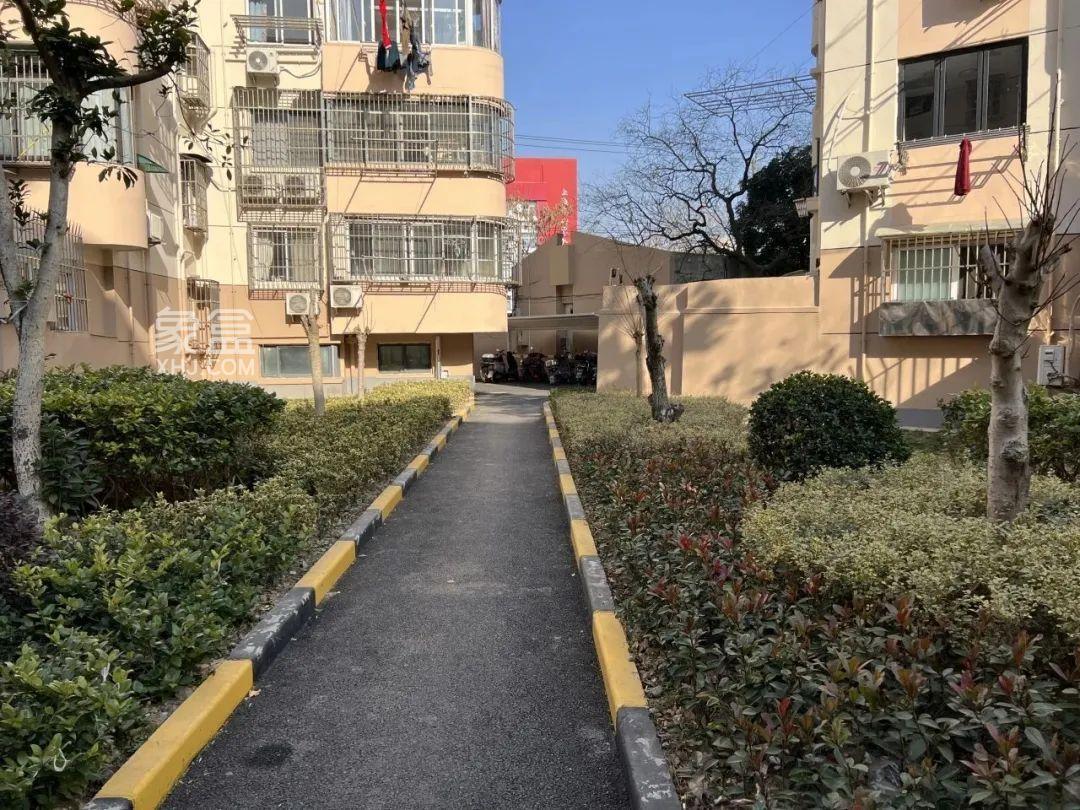 十几年等待，雨花区286个曾经无物业的老旧小区近81.5%实现物业服务覆盖