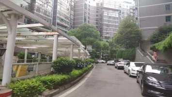 世纪名城小区测评：刚需优选！4095元/㎡住进成熟配套社区