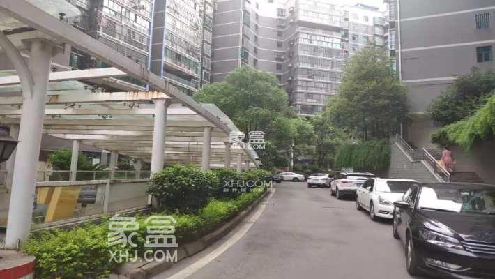 边户的“隐形代价”：居住舒适度与成本的双重考验