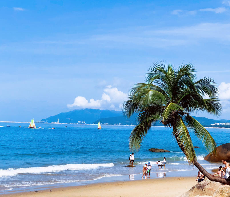 中国绿发13.6亿元竞得三亚湾核心宅地 配建24万方安置房与教育设施