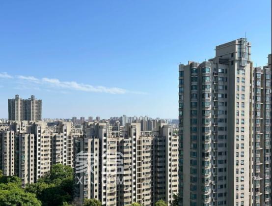 2025年前10月全国百强房企销售总额约2.9万亿！保利、绿城分列前两位