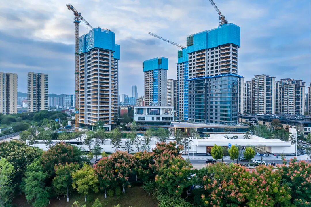 乾道湘江湾建面190-363㎡环幕江景大平层已拿证，大王山新规盘即将首开！