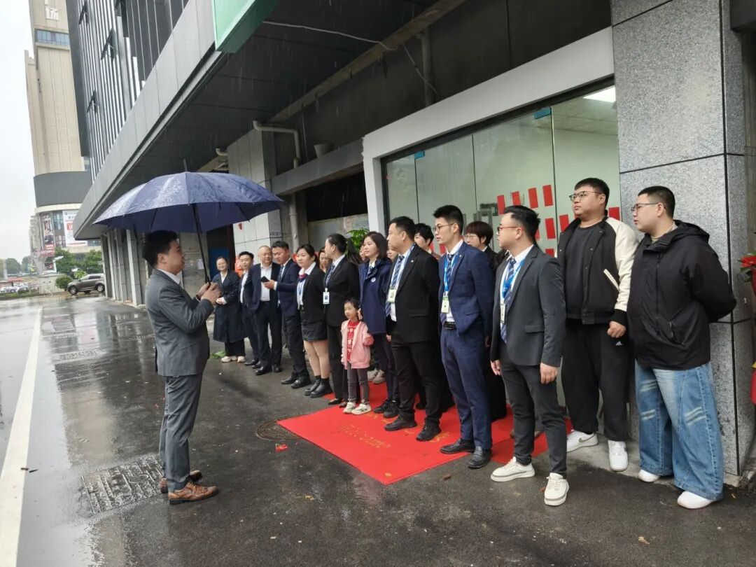 11月8日象盒长沙新环境算中心店开业,星沙买房卖房再添家门口服务! 11月8日象盒长沙新环境算中心店开业,星沙买房卖房再添家门口服务!