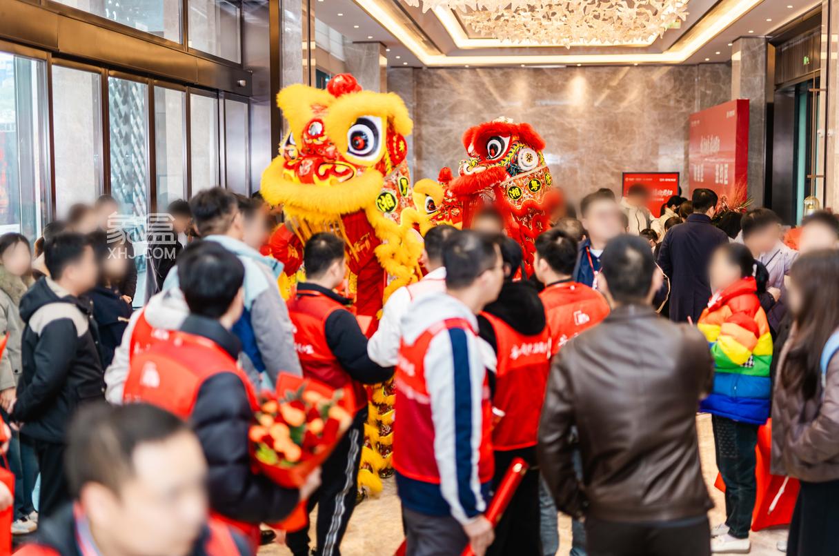 12月6日城发恒伟君樾洋湖提前1个月已交付,洋湖建面150-231㎡双书包现房特惠! 12月6日城发恒伟君樾洋湖提前1个月已交付,洋湖建面150-231㎡双书包现房特惠!