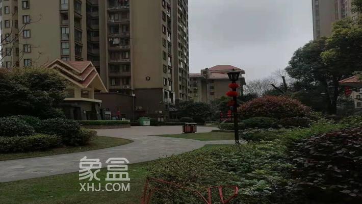东城国际小区测评：酃湖公园旁的欧式风情高端住宅社区