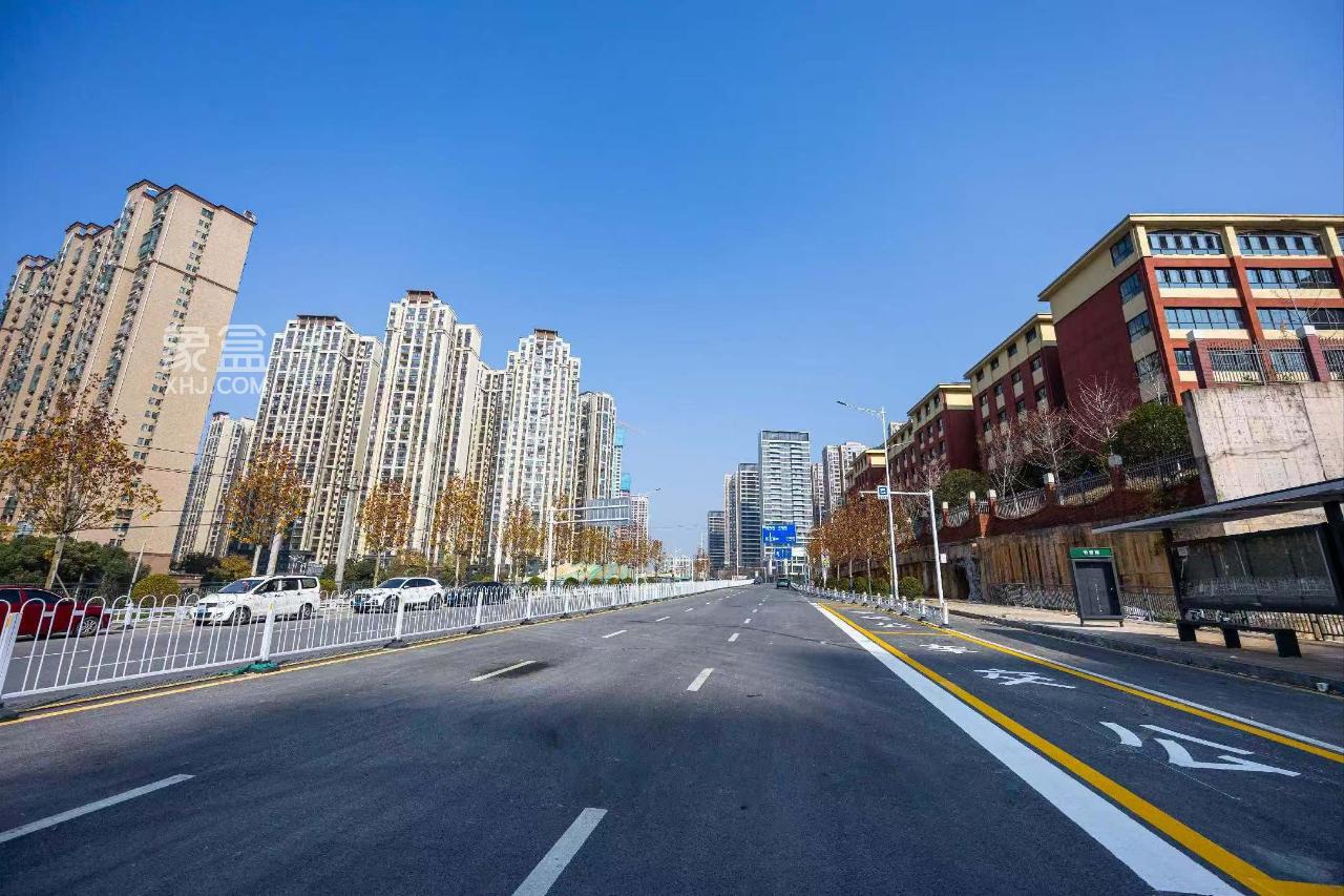 12月19日长沙润府代建书香路建成，新开铺建面125-217㎡双书包房热销中！