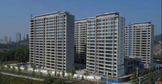 青竹湖湘一扩建校区封顶，今年9月开学！卓越朗宋首付16万起！