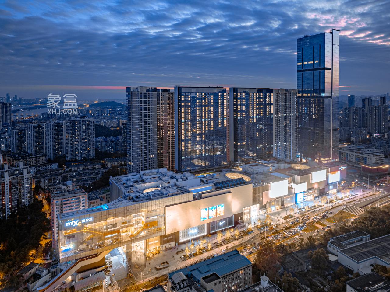 长沙瑞玺、华润置地中心构筑长沙未来核心增长极,首付30%入主双核资产! 长沙瑞玺、华润置地中心构筑长沙未来核心增长极,首付30%入主双核资产!