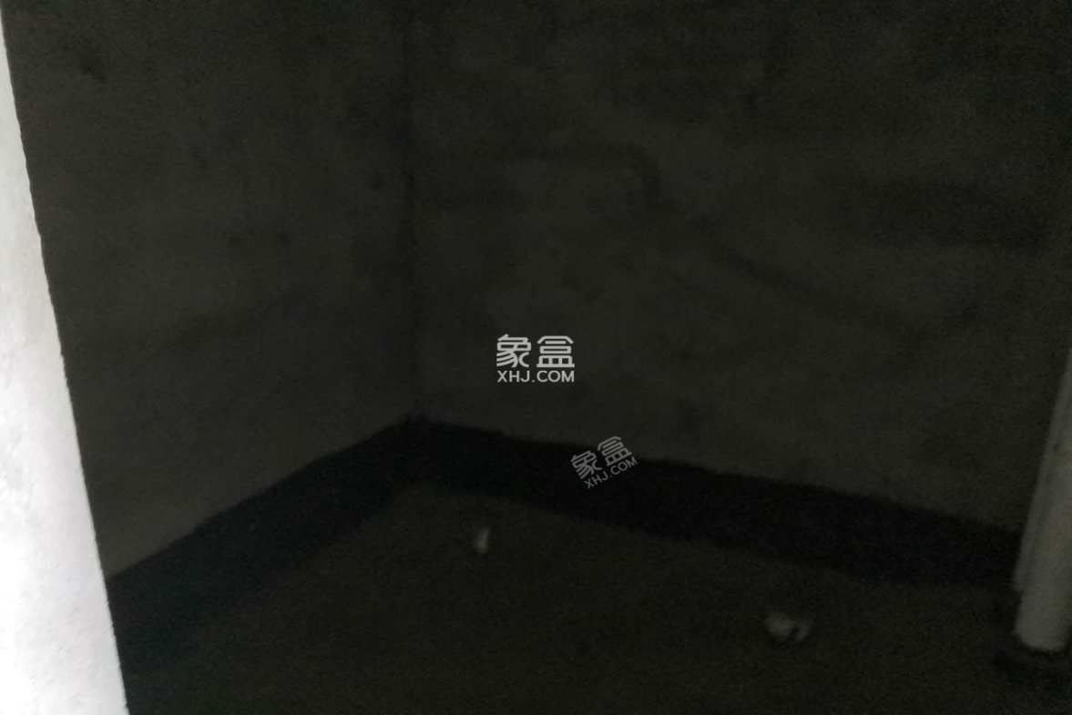 华天城市广场  3室2厅1卫    66.0万 华天城市广场  3室2厅1卫    66.0万客厅