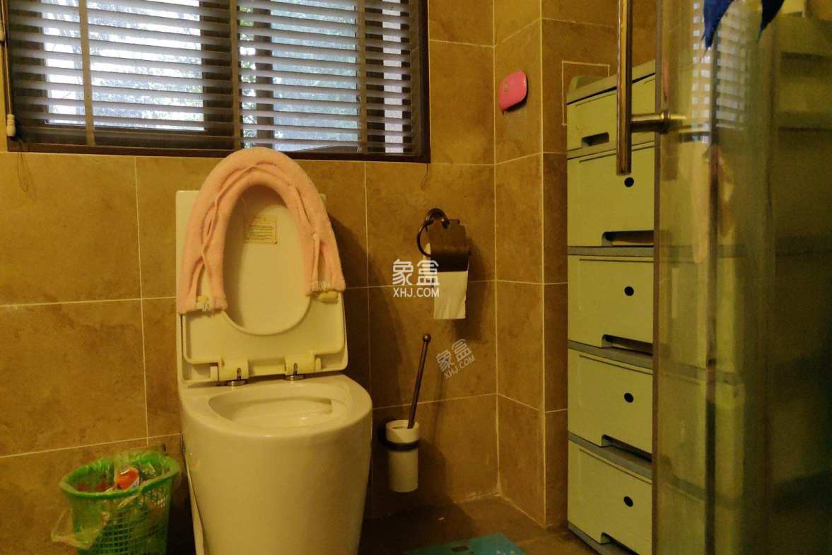 南湖国际3期  3室2厅1卫    3600.0元/月 南湖国际3期  3室2厅1卫    3600.0元/月室内图