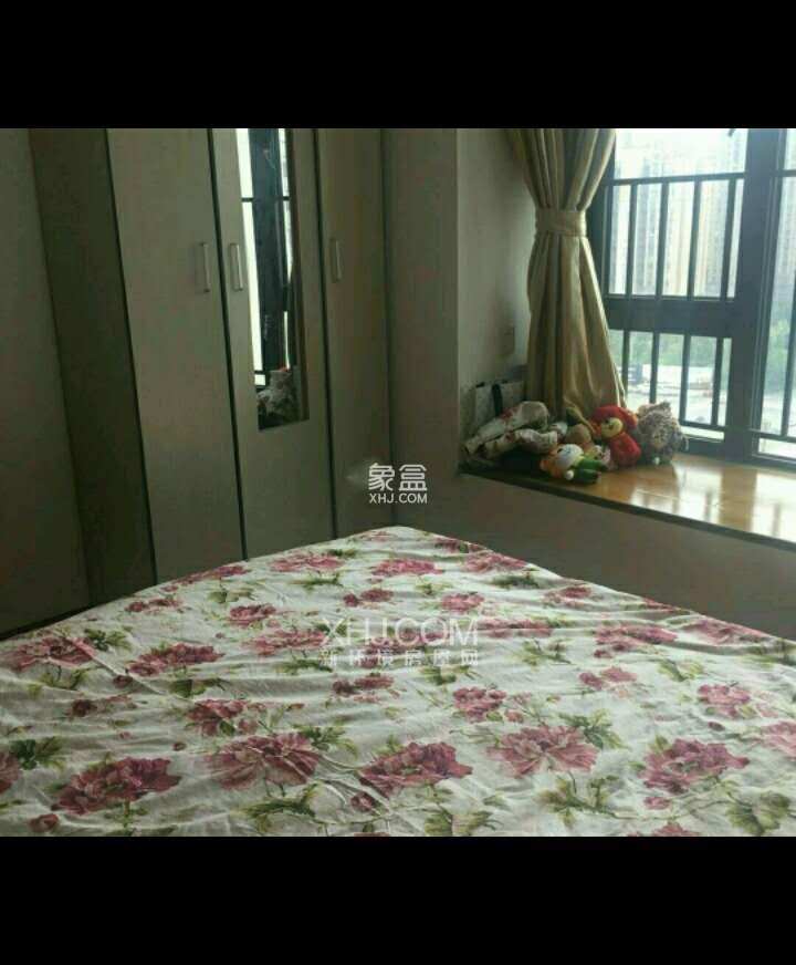 新世界珑玥 3室2厅2卫 3300.00元/月 新世界珑玥 3室2厅2卫 3300.00元/月室内图