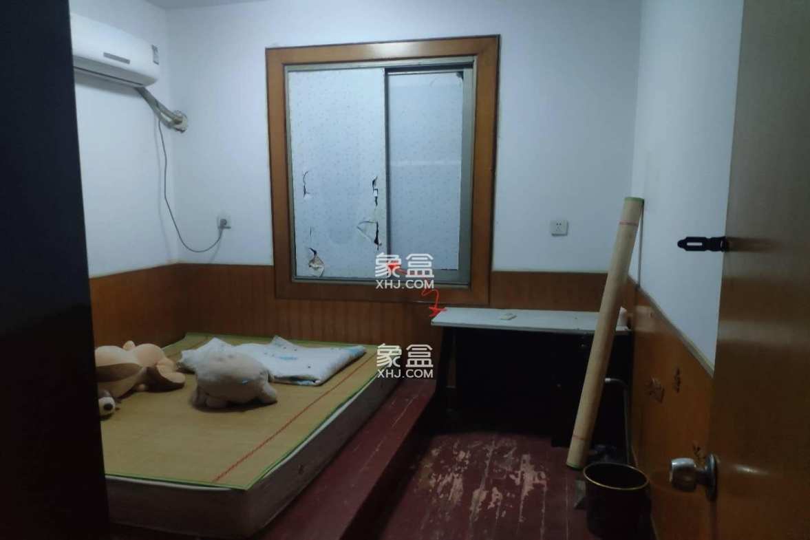 石塘冲 3室1厅1卫 1300.0元/月 石塘冲 3室1厅1卫 1300.0元/月室内图