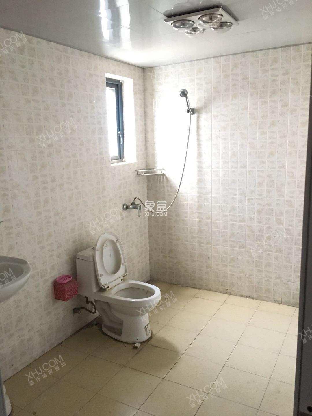 华银美景 3室2厅2卫 2500.00元/月 华银美景 3室2厅2卫 2500.00元/月室内图