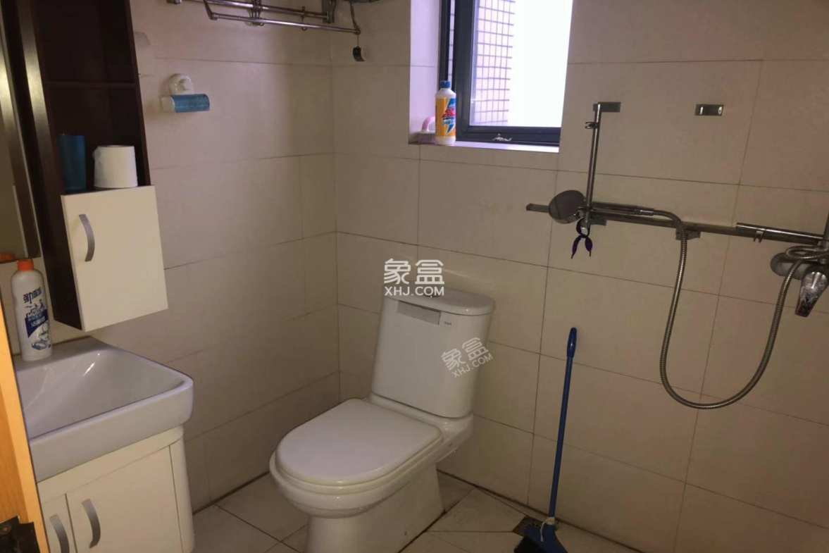 朗基龙堂 3室2厅1卫 3000.0元/月 朗基龙堂 3室2厅1卫 3000.0元/月室内图