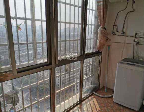 湘中园  1室1厅1卫    26.8万 湘中园  1室1厅1卫    26.8万小区图