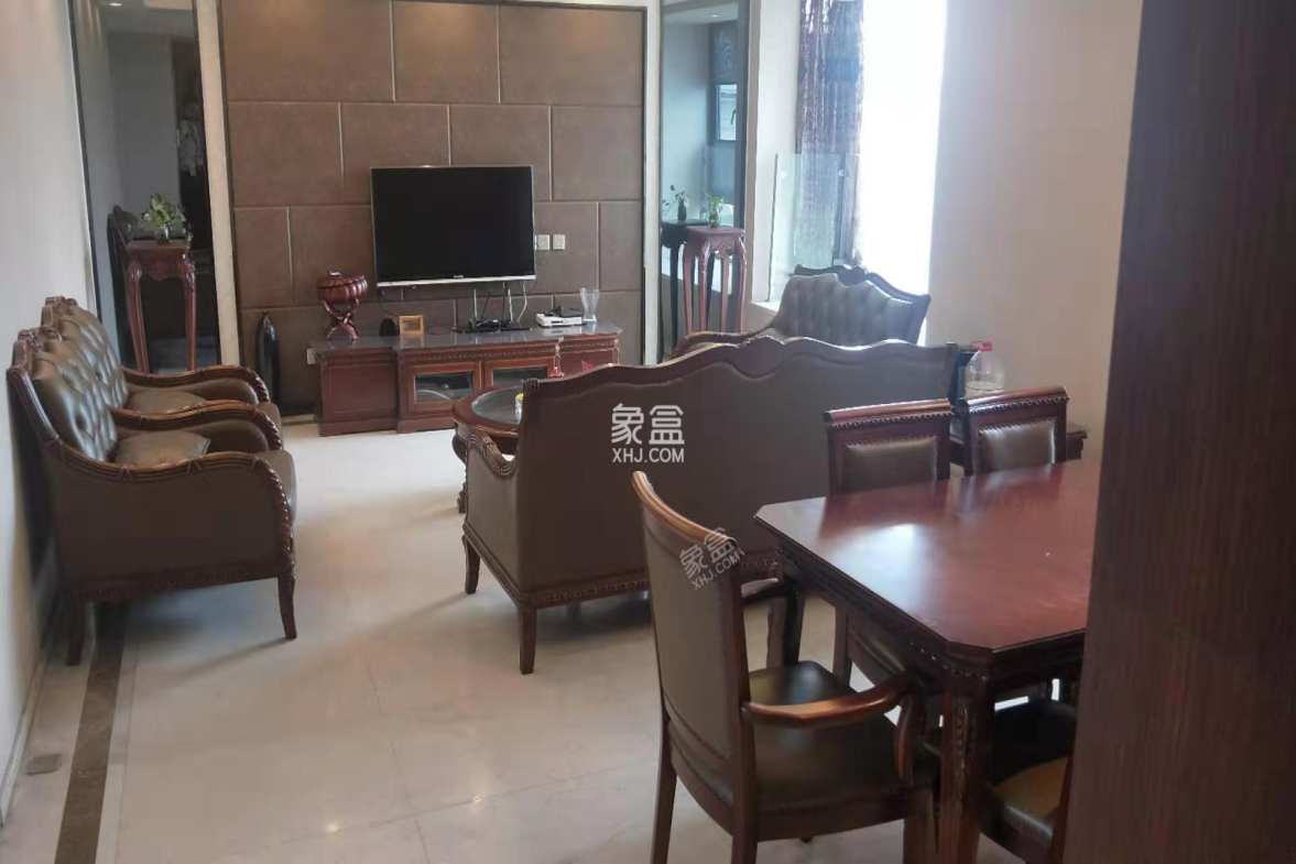 凯旋天际湾  4室2厅3卫    7500.0元/月 凯旋天际湾  4室2厅3卫    7500.0元/月户型图