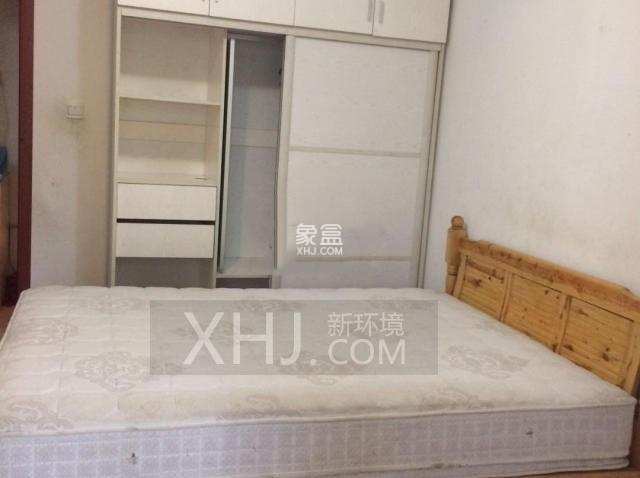 金鹏街小区 1室1厅1卫 1500.00元/月 金鹏街小区 1室1厅1卫 1500.00元/月室内图