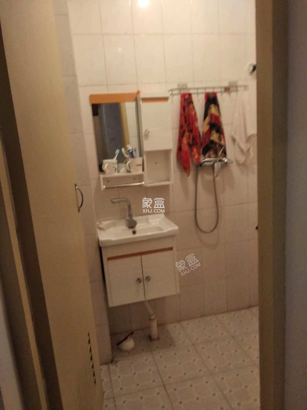 长顺家园  1室1厅1卫   1100.00元/月 长顺家园  1室1厅1卫   1100.00元/月室内图