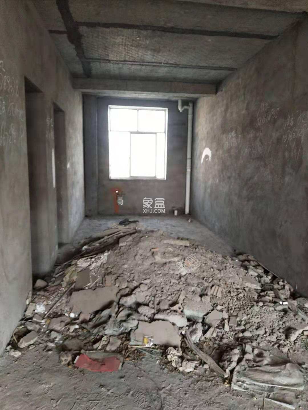 欣悦城市花园  3室2厅2卫    51.8万 欣悦城市花园  3室2厅2卫    51.8万客厅