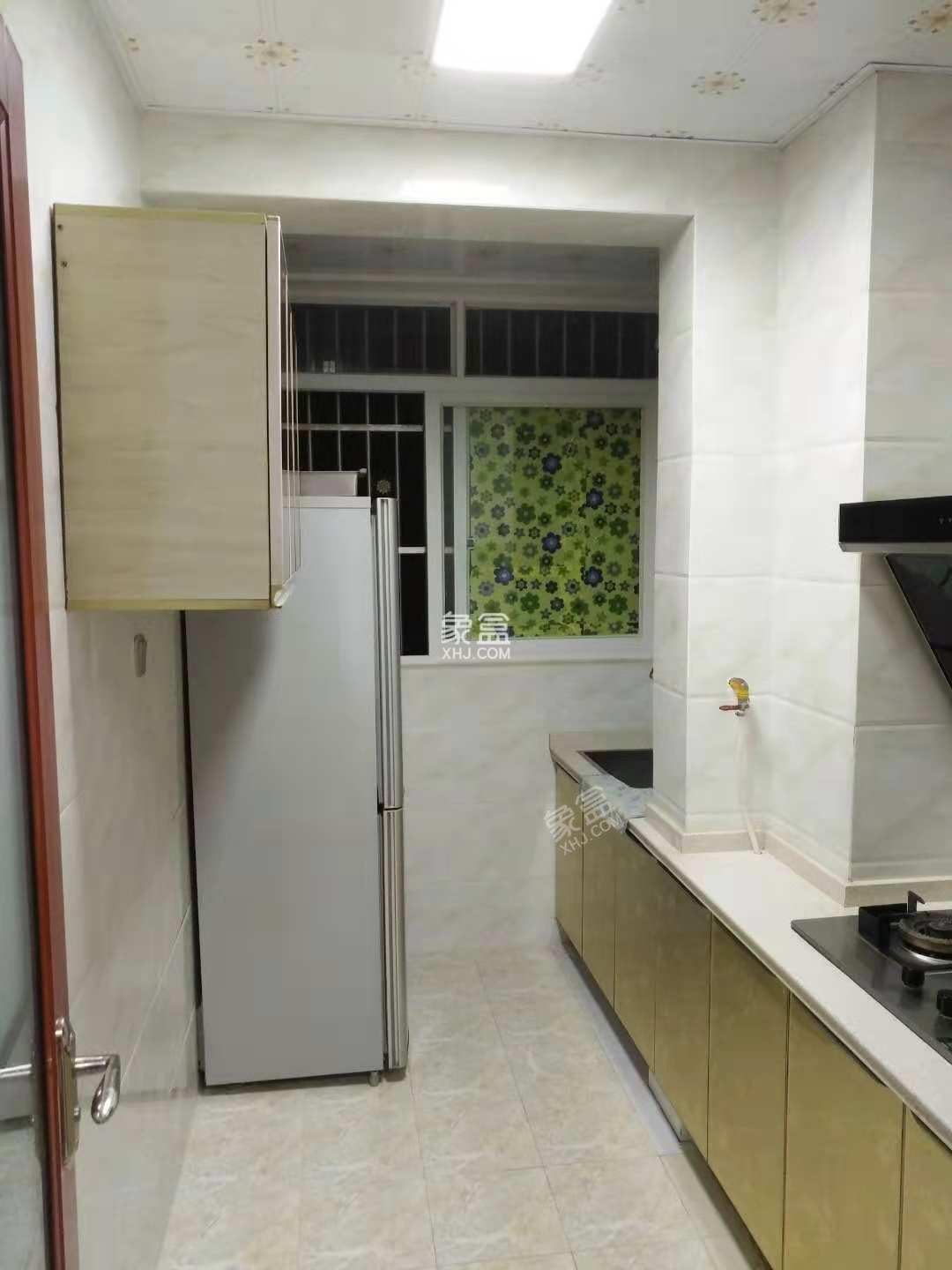 南湖锦苑 2室1厅1卫 1800.0元/月 南湖锦苑 2室1厅1卫 1800.0元/月室内图