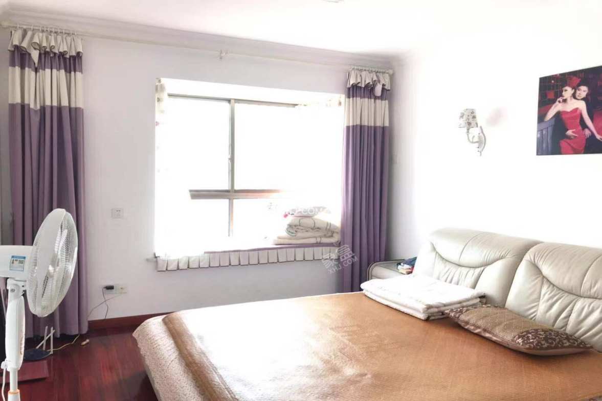 益秀园  3室2厅2卫    96.0万 益秀园  3室2厅2卫    96.0万卫生间