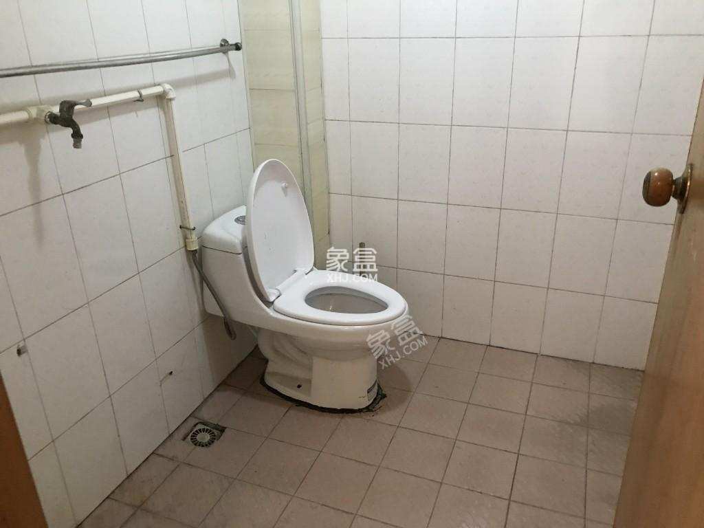 益阳航道管理处家属楼 2室2厅2卫 37.8万 益阳航道管理处家属楼 2室2厅2卫 37.8万客厅