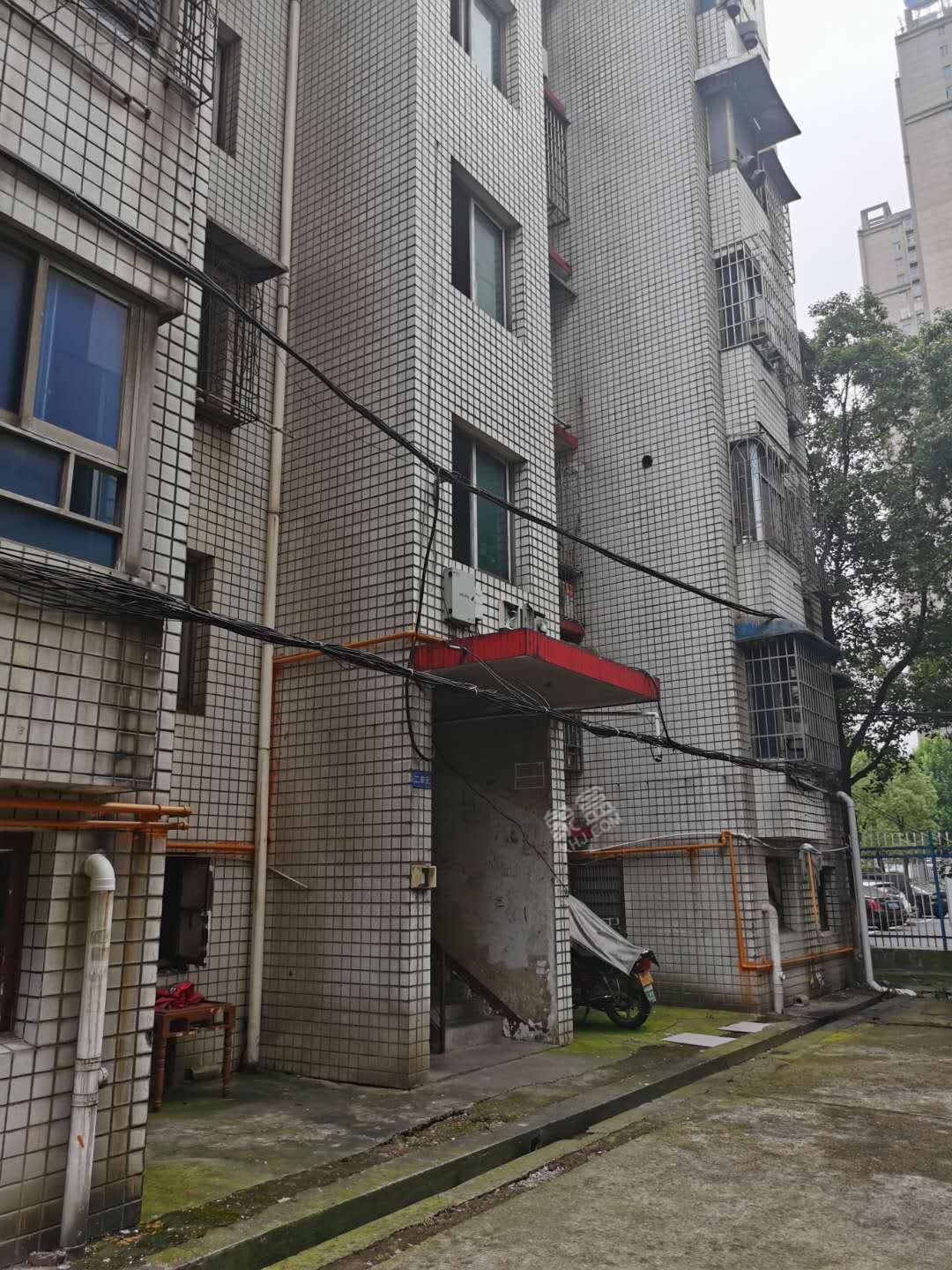 碧翠园石油住宅小区  3室2厅1卫   1200.00元/月小区图