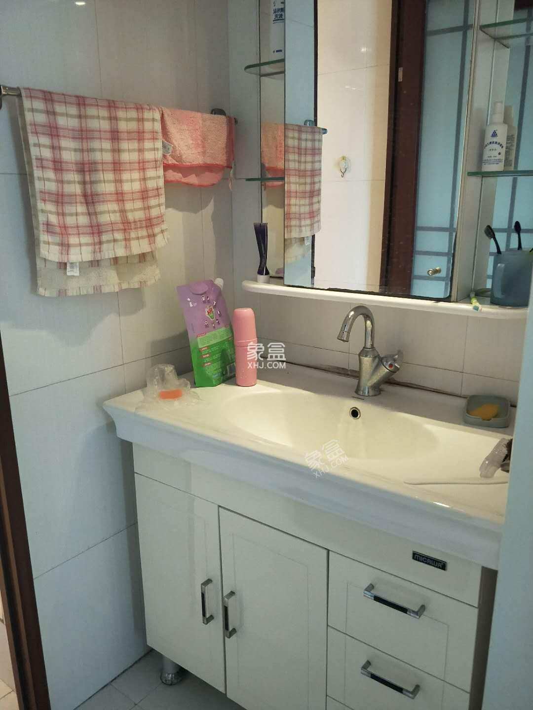 瑞通凯域 3室2厅1卫 3000.00元/月 瑞通凯域 3室2厅1卫 3000.00元/月室内图