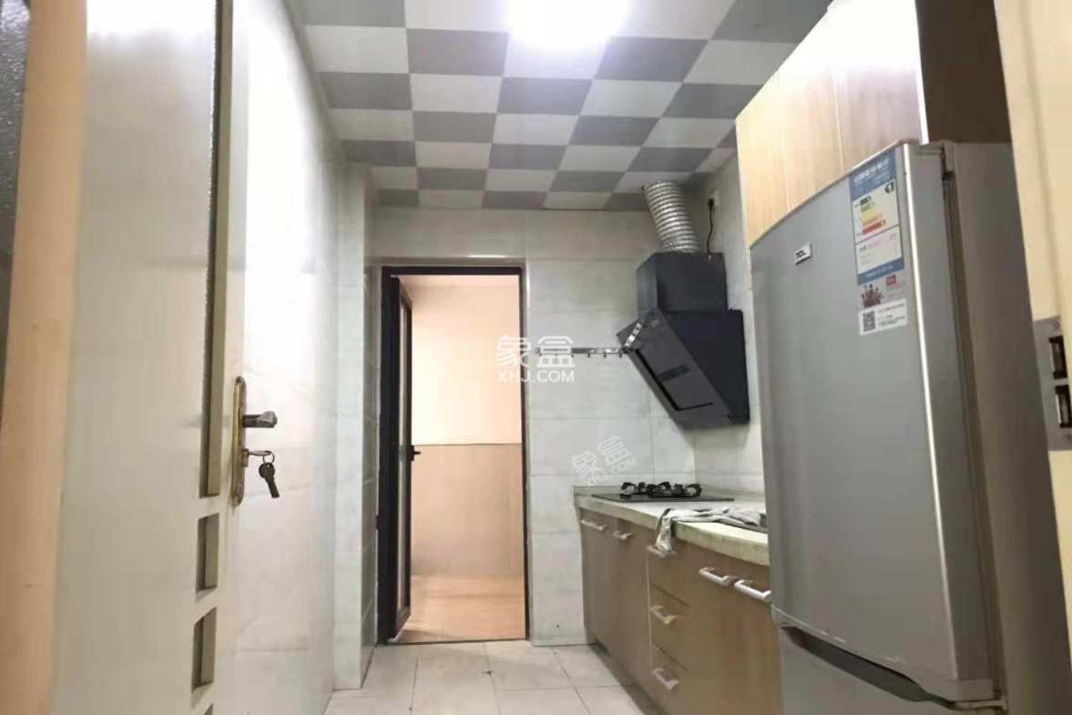 保利心语四期  3室1厅1卫    3300.0元/月 保利心语四期  3室1厅1卫    3300.0元/月室内图