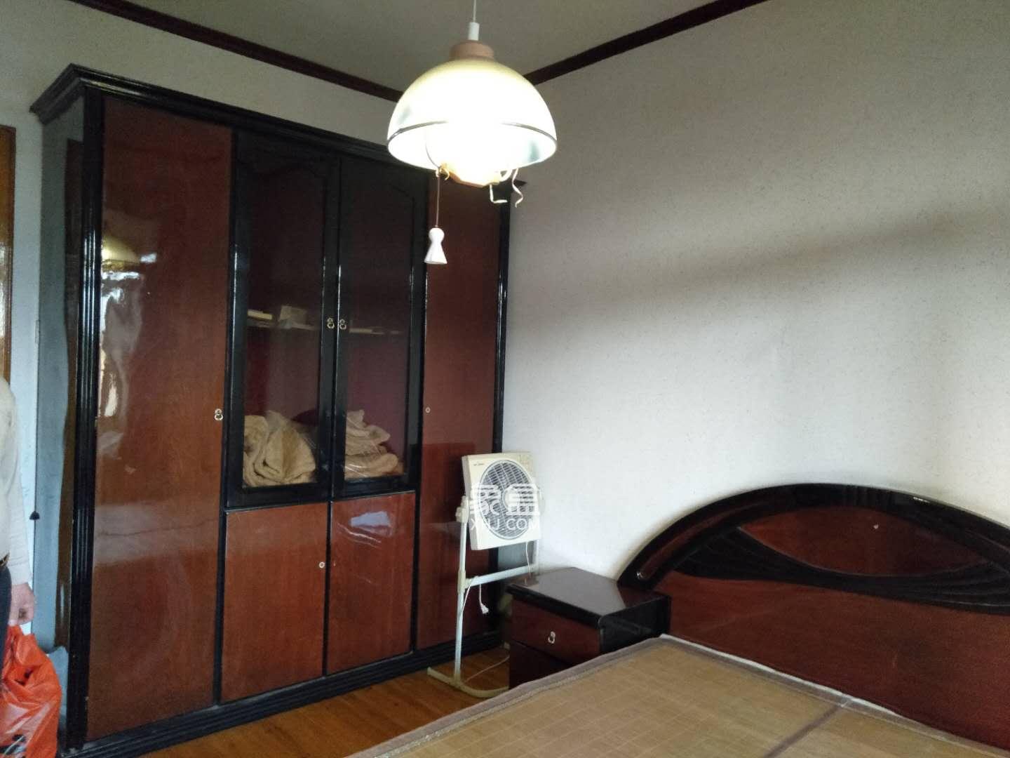 601永红村  2室1厅1卫   700.00元/月室内图