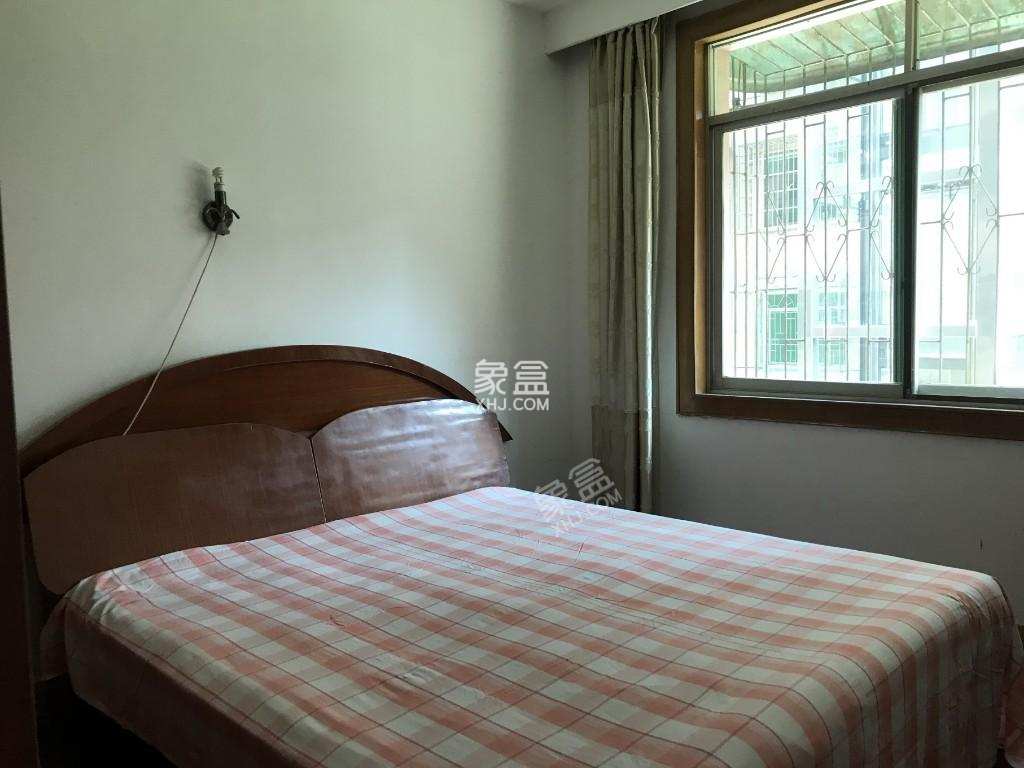 益阳航道管理处家属楼 2室2厅2卫 37.8万 益阳航道管理处家属楼 2室2厅2卫 37.8万卫生间