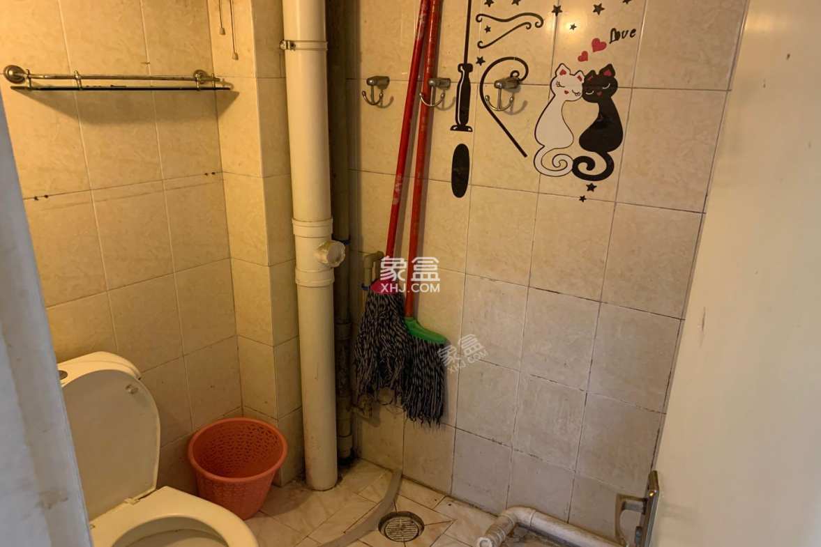 城市物语  1室1厅1卫    1600.0元/月 城市物语  1室1厅1卫    1600.0元/月户型图