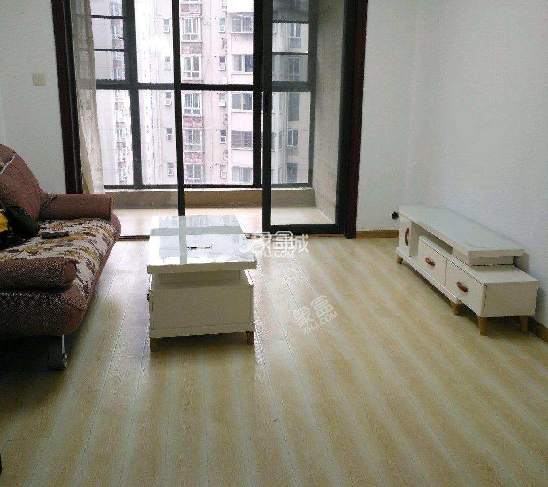 南湖世纪 3室1厅1卫 2600.00元/月 南湖世纪 3室1厅1卫 2600.00元/月室内图