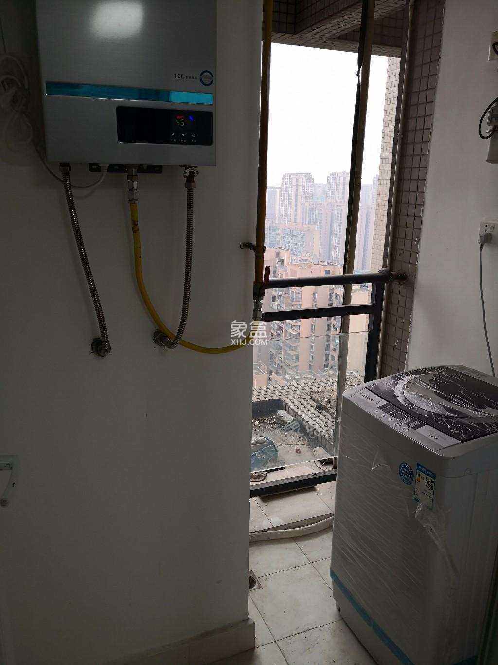 揽胜金沙 2室2厅1卫 2800.0元/月 揽胜金沙 2室2厅1卫 2800.0元/月室内图