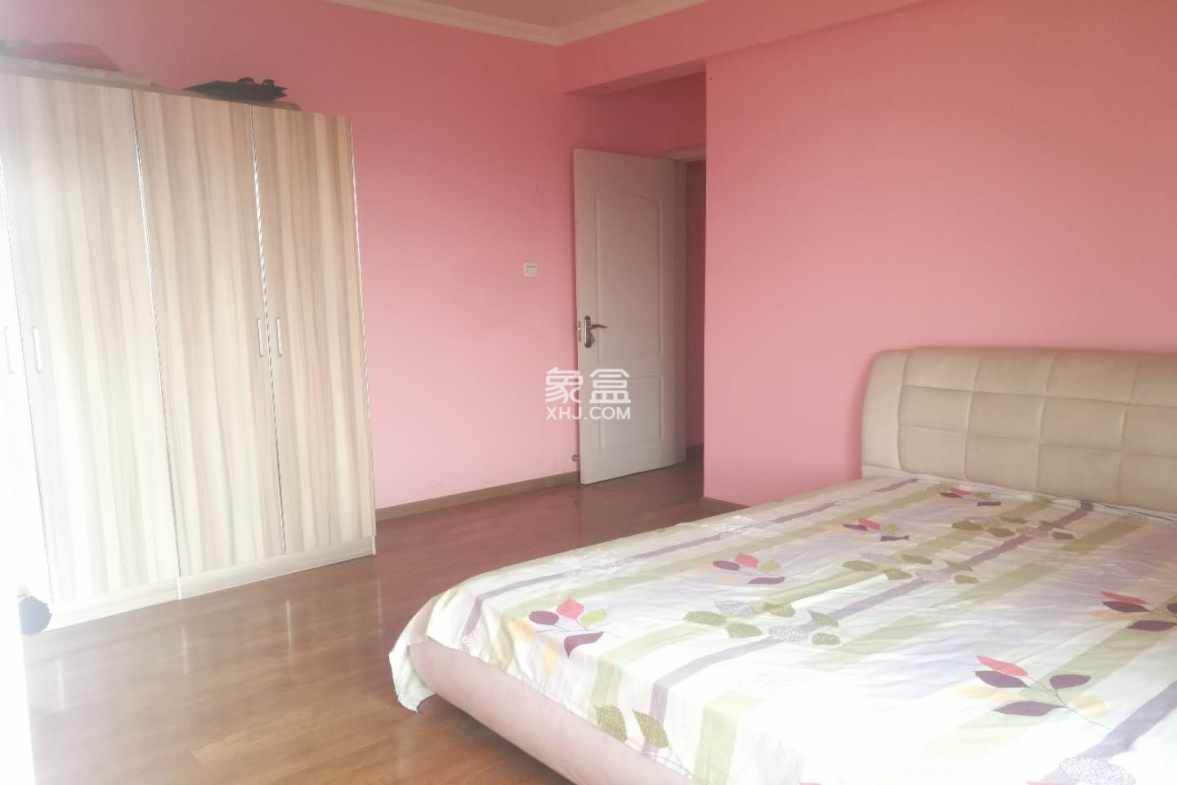 华府西苑 2室2厅2卫 3500.00元/月 华府西苑 2室2厅2卫 3500.00元/月室内图